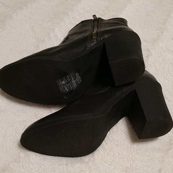 Black booties - Picture 4 of 4